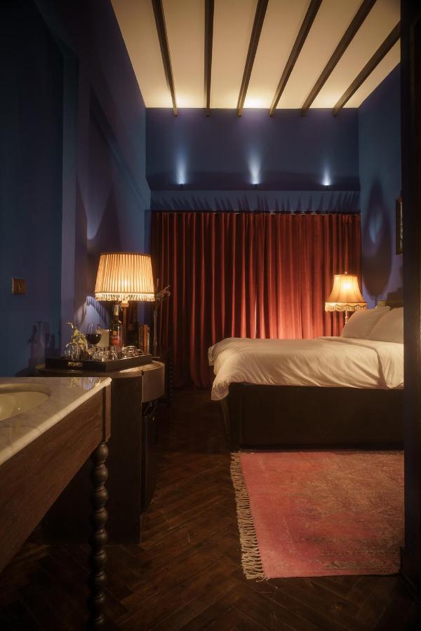 Baan Tuk Din Hotel Банкок Екстериор снимка