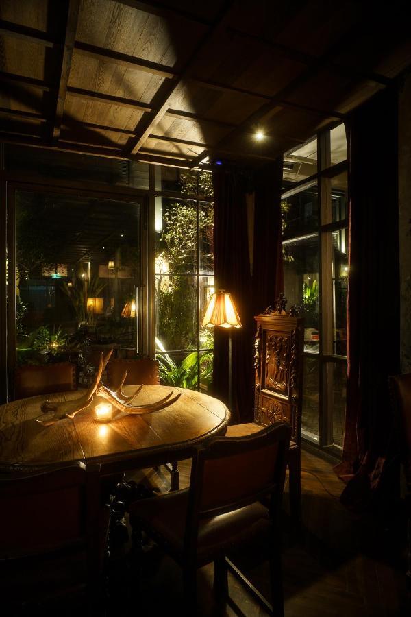 Baan Tuk Din Hotel Банкок Екстериор снимка