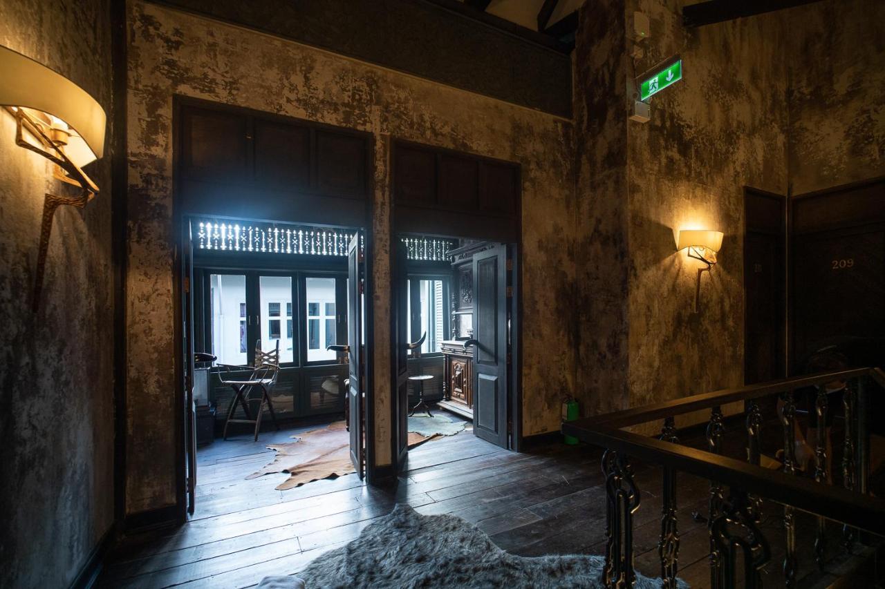 Baan Tuk Din Hotel Банкок Екстериор снимка