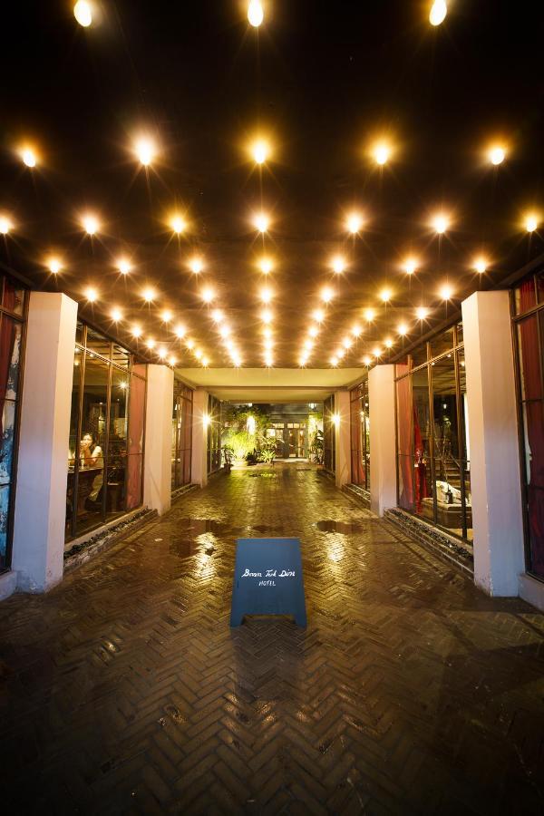 Baan Tuk Din Hotel Банкок Екстериор снимка