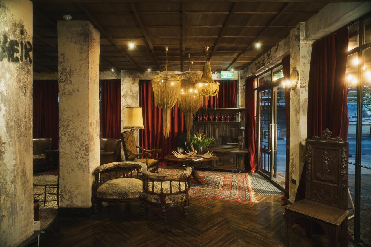 Baan Tuk Din Hotel Банкок Екстериор снимка