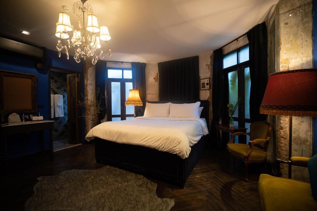 Baan Tuk Din Hotel Банкок Екстериор снимка