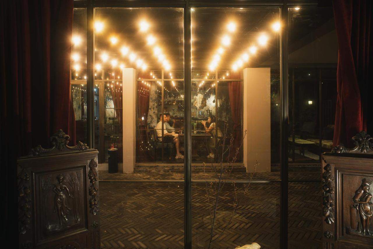 Baan Tuk Din Hotel Банкок Екстериор снимка