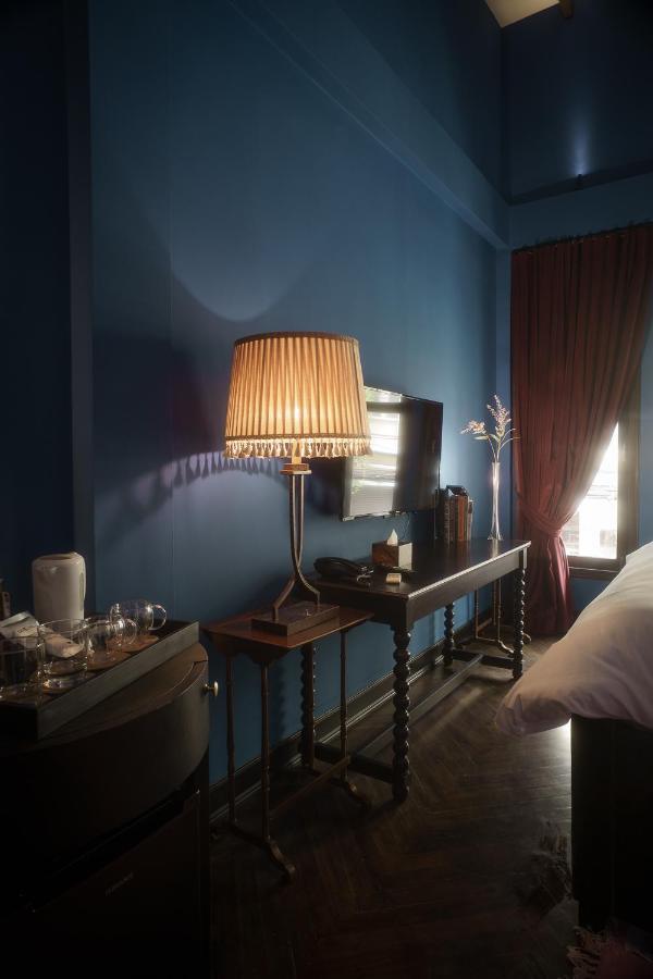 Baan Tuk Din Hotel Банкок Екстериор снимка