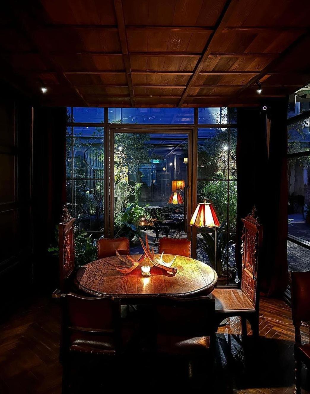 Baan Tuk Din Hotel Банкок Екстериор снимка