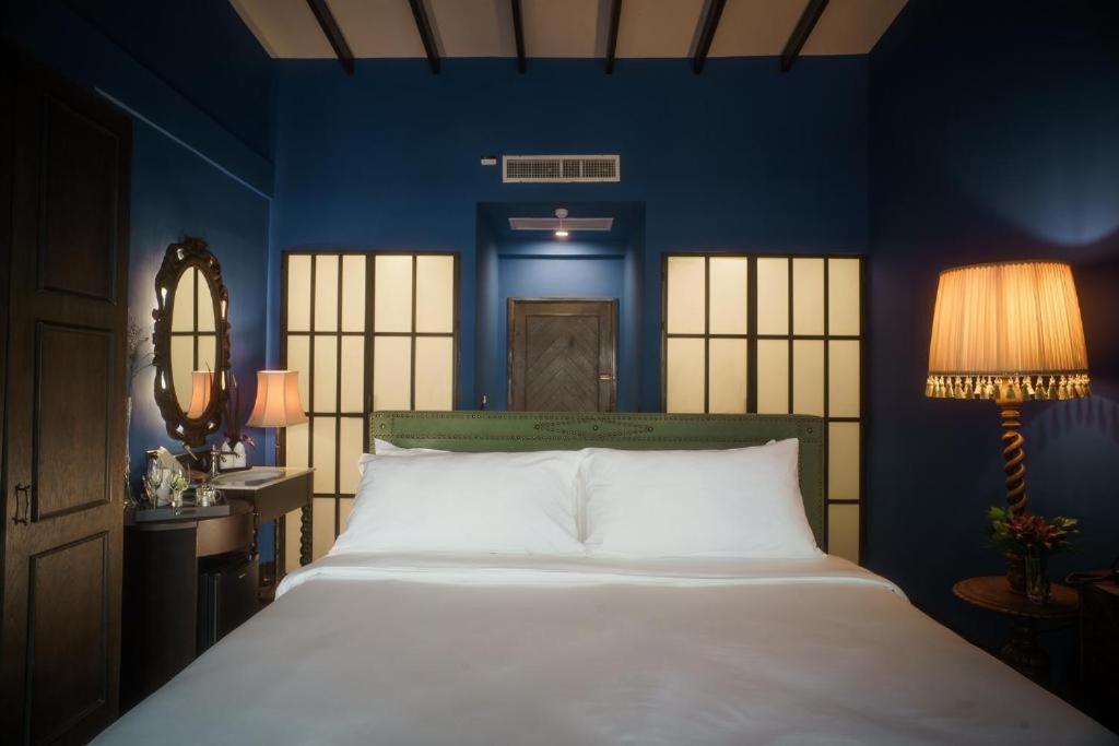 Baan Tuk Din Hotel Банкок Екстериор снимка